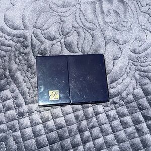 Estée Lauder signature eyeshadow quad